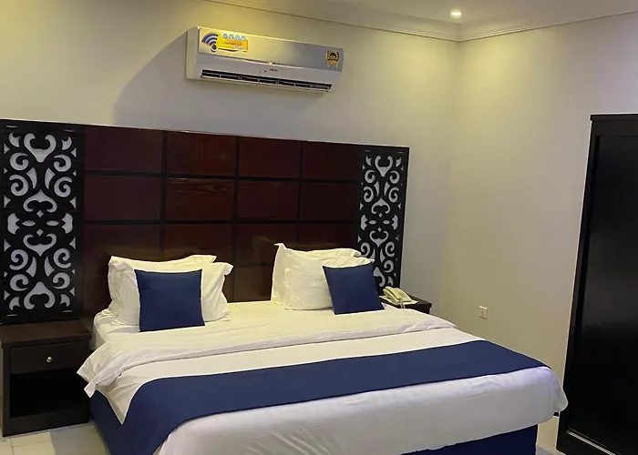 City Center Plaza Aparthotel